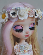 Load image into Gallery viewer, 132. Lily (Commission)