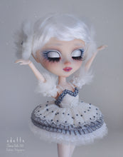 Load image into Gallery viewer, 134. Odette (Commission)