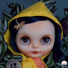 Load image into Gallery viewer, 08. Coraline
