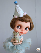 Load image into Gallery viewer, 02. Coco
