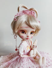 Load image into Gallery viewer, 166.Taffy