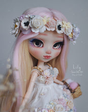Load image into Gallery viewer, 132. Lily (Commission)