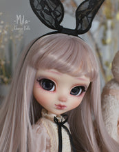 Load image into Gallery viewer, 118. Mila