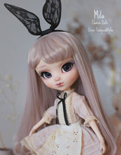 Load image into Gallery viewer, 118. Mila
